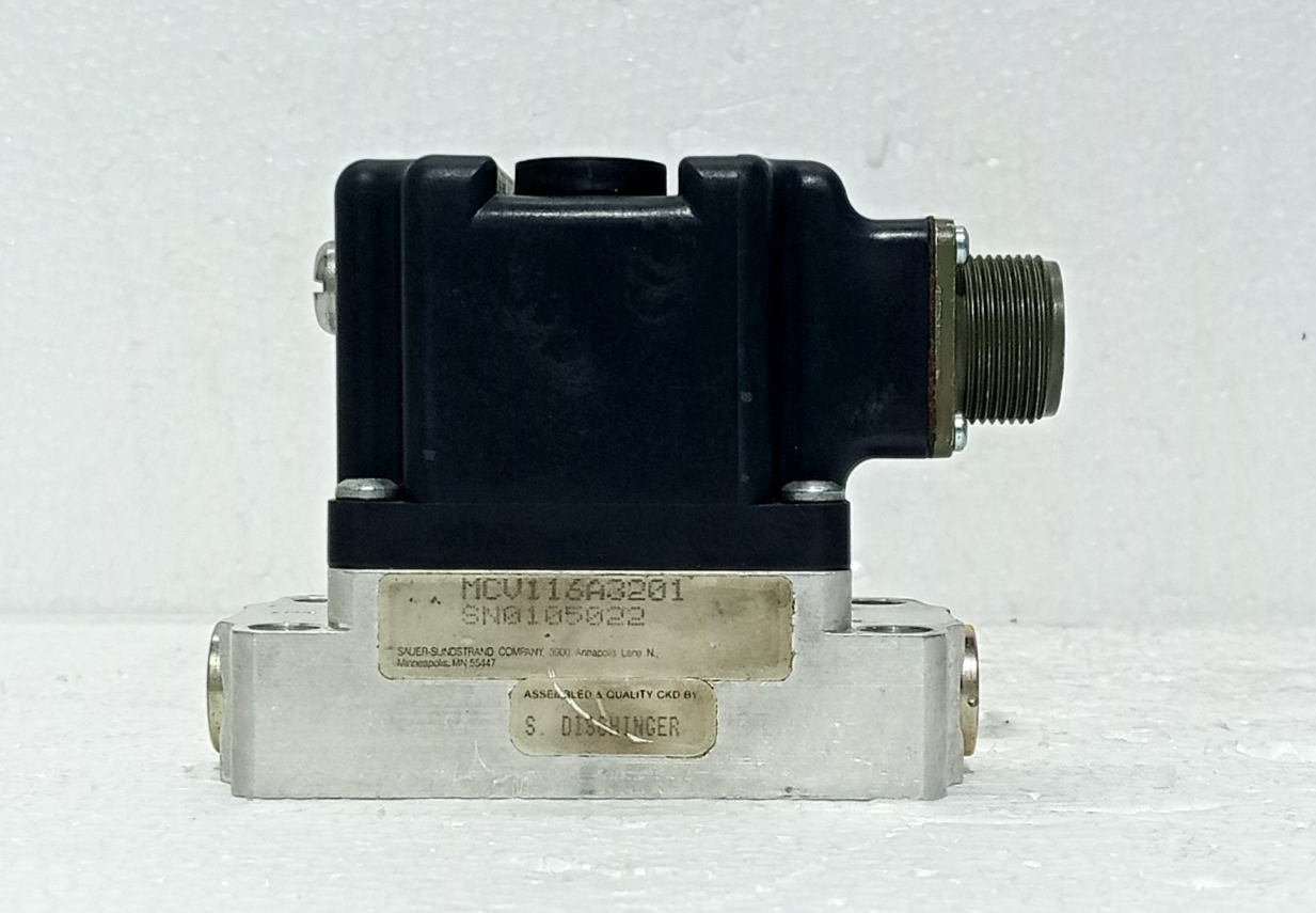 DANFOSS MCV116A3201 PRESSURE CONTROL PILOT VALVE