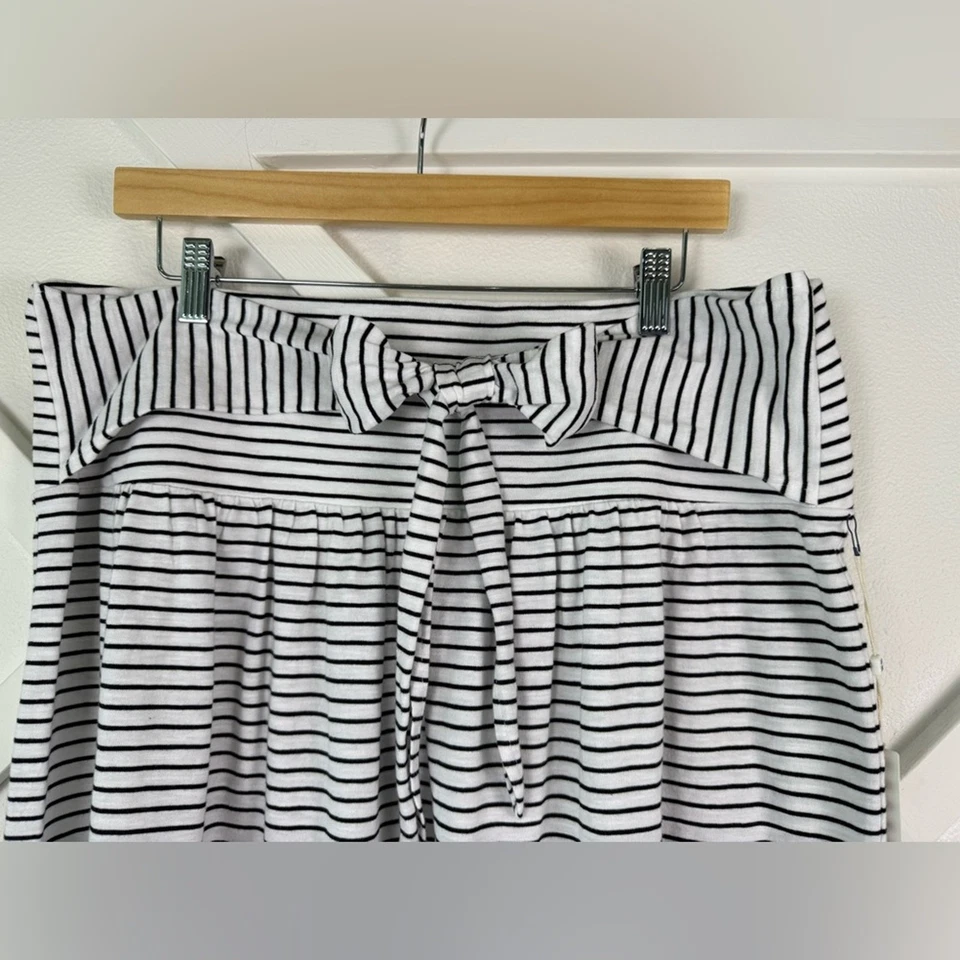 NUEVO CON ETIQUETAS Nordstrom’s Caslon Corbata Frontal Algodón Maxi Falda Negra y Rayas Talla XL Foto 2 de 4