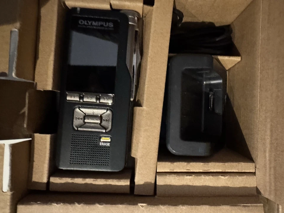 Olympus DS-7000 Digital Voice Recorder Portable Dictaphone Dictation Audio High - Image 3 of 4