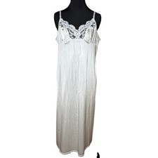 Vassarette White Lace Trim Full Slip Nightgown Dress Size 40 M/L Fairy Bride