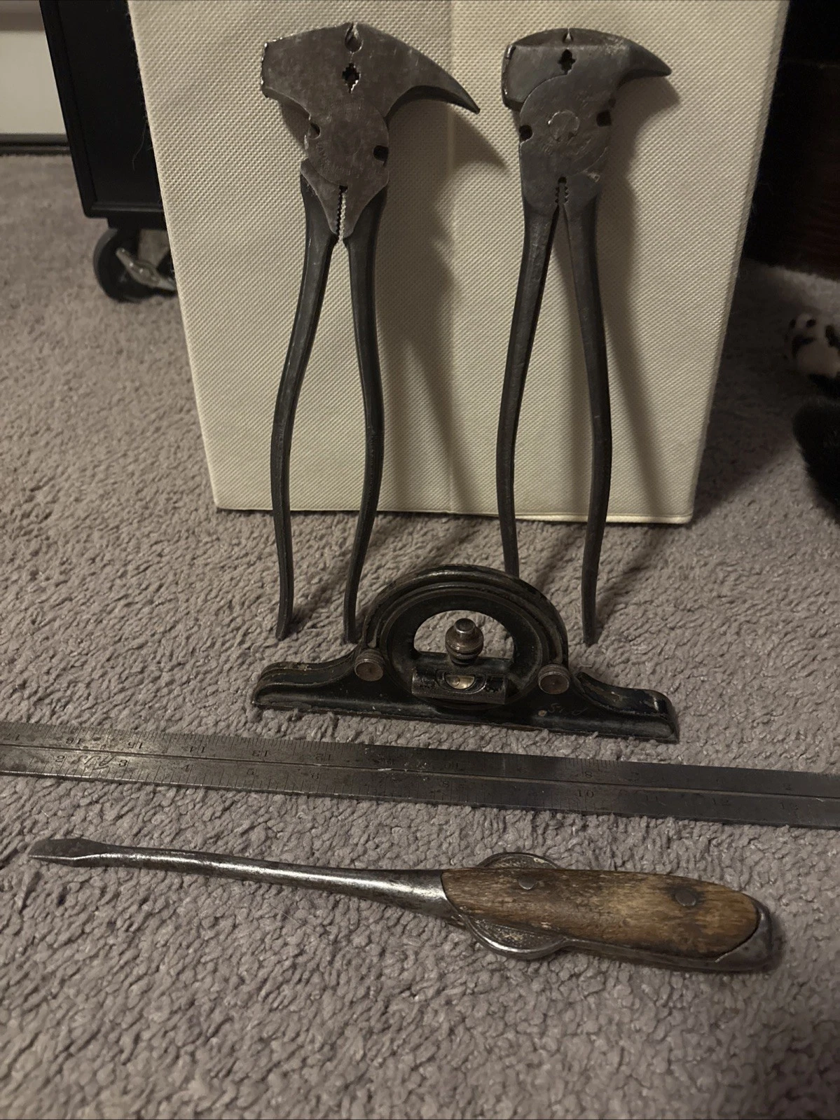 Vintage Tool Lot Crescent Fence Pliers Utica Fence Perfect Handle Screw Lot