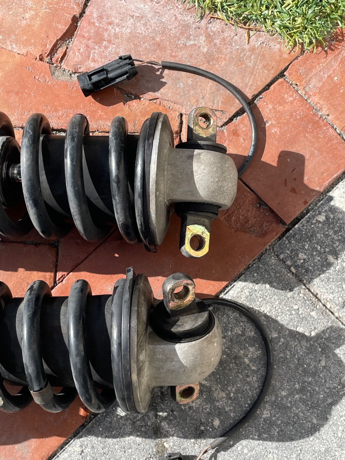 Genuine Ferrari 360 Modena full suspension, magnetic shocks and springs