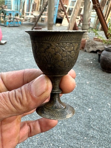 1800's Antique Old Original Brass Carved Floral Mughal Wine Cup - Picture 4 of 10