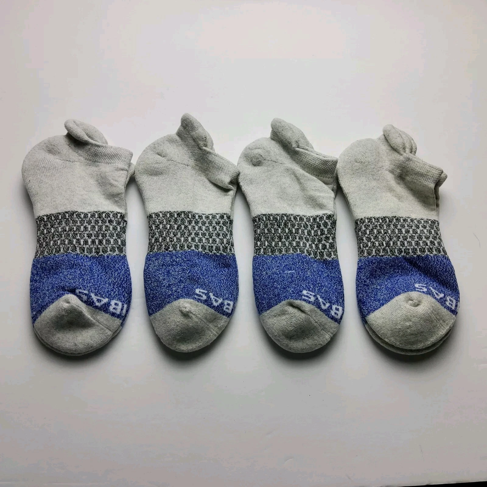 Bombas Original Tri Block Ankle Socks Lot Of 4 Pairs Size M