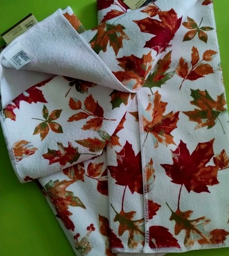 NWT SET OF TWO AUTUMN FALL HARVEST LEAVES DISH HAND KITCHEN TOWELS HOME DECOR - Picture 3 of 4