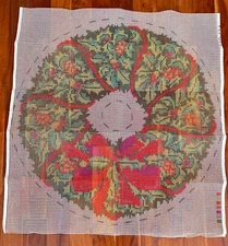 Vtg SHILLCRAFT Latch Hook Canvas ONLY Christmas Wreath Rug / Tree Skirt 45"x45"