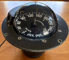 Ritchie SF-500 compass