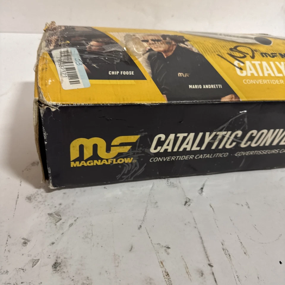 Convertidor catalítico Magnaflow 2384 para camioneta 4 corredores Toyota Pickup 4Runner Foto 2 de 4