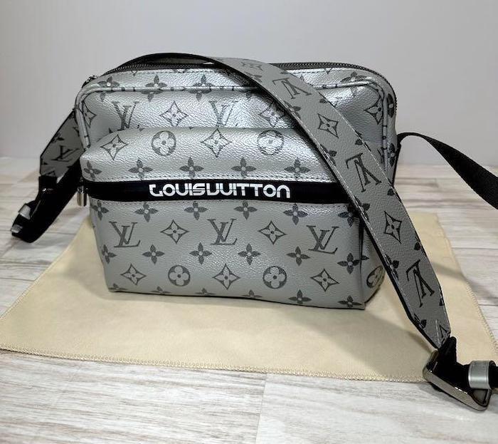 Louis Vuitton Messenger PM Shoulder Bag Crossbody Monogram Silver M43859  receipt