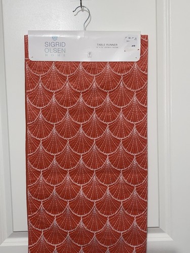 Sigrid Olsen Table Runner Embroidered Seashells Coral Peach Pink NWT 14 X 72 - Picture 7 of 7