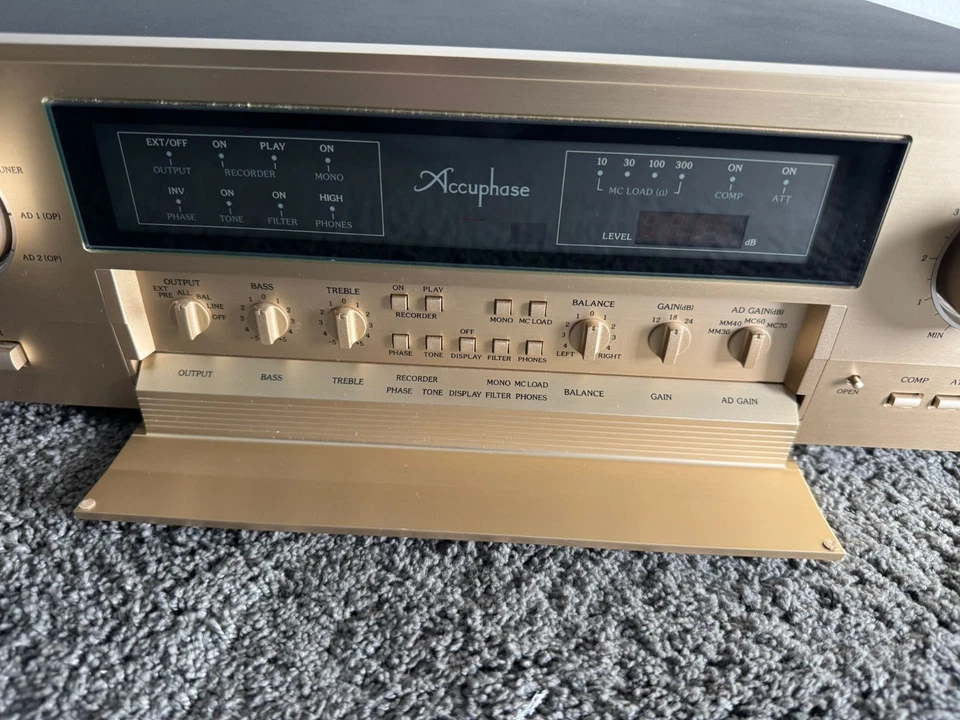 Accuphase C-2420 C2420 High End Stereo Vorstufe Vorverstärker kein P.I.A - Bild 4 von 4