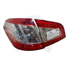 Peugeot 508 MK1 W23 Pre-Facelift 2013 OEM Rear Tail Light Left 9686779580