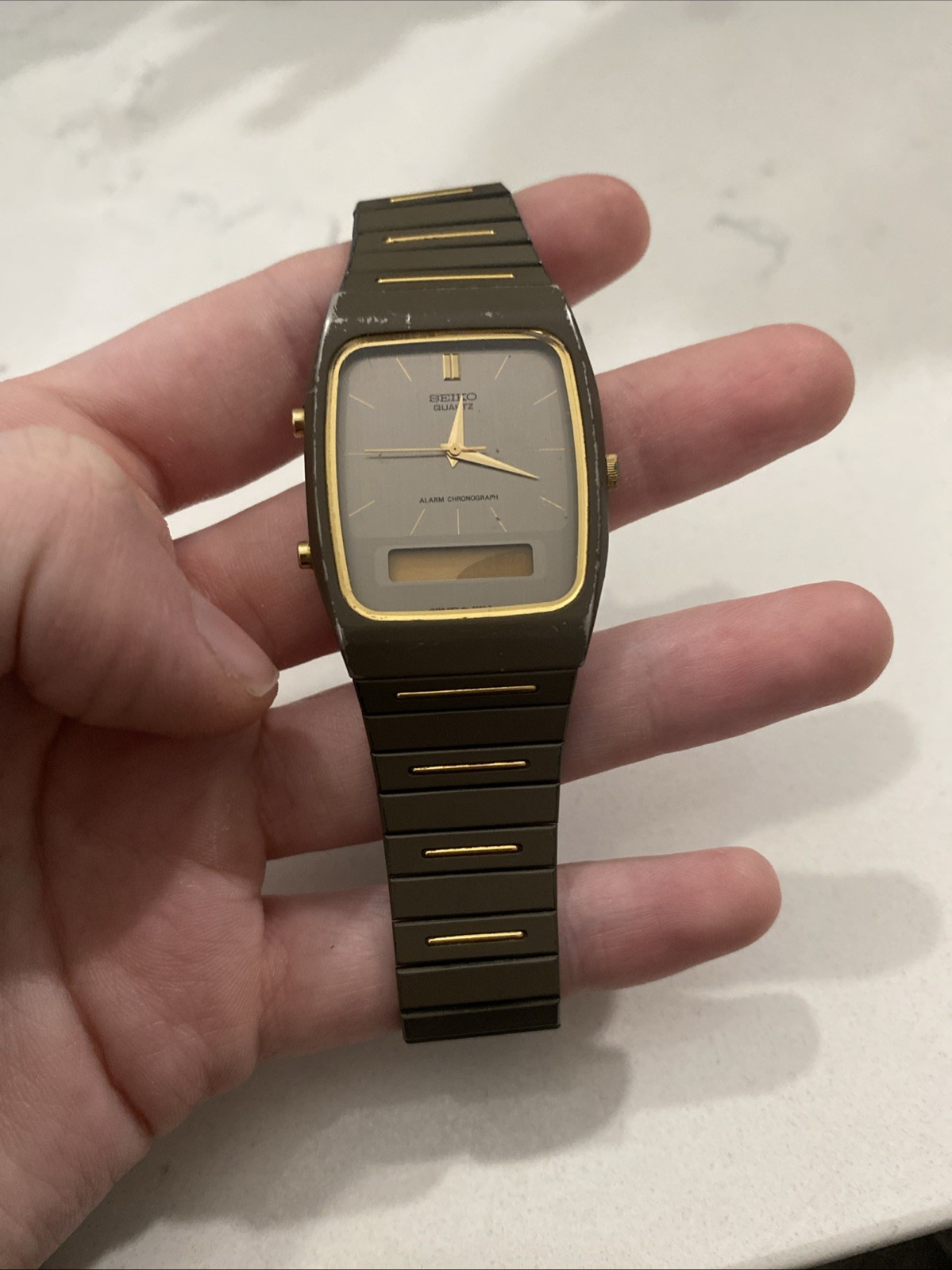 ANA-DIGI REPAIR  ONLY PARTS QUARTZ WATCH OR SEIKO VINTAGE RARE H601-5039 FOR - vintagewatches.pk