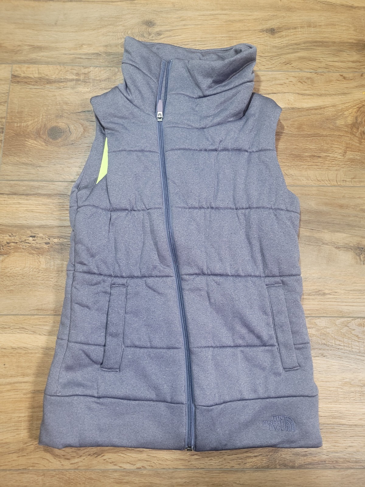 The North Face Womens Puffer Vest Size XS Darella Full Zip High Collar Pockets