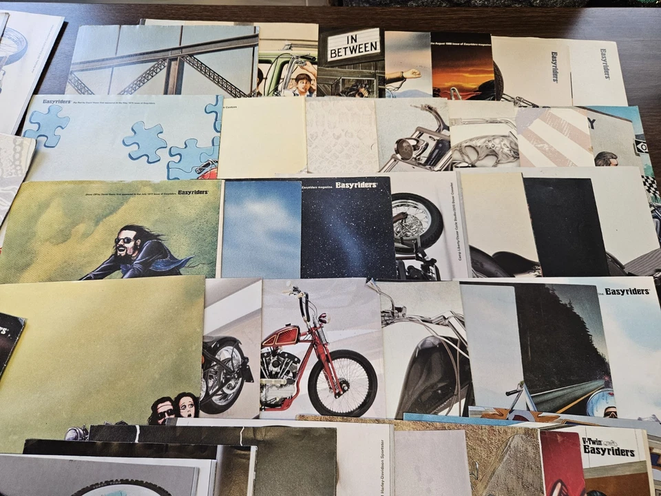 50 Centerfold Posters From Easyriders Magazines Women And Motorcycles 🔥 - Imagem 2 de 4