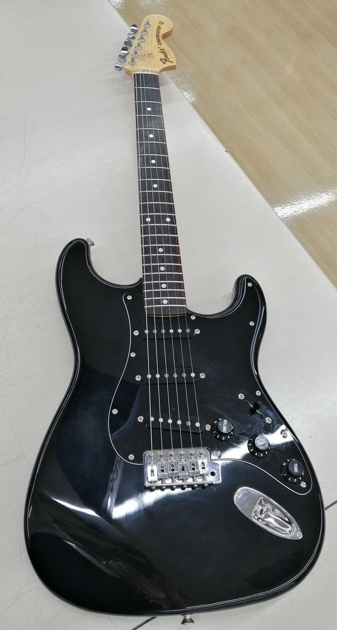 Picture 2 of 24