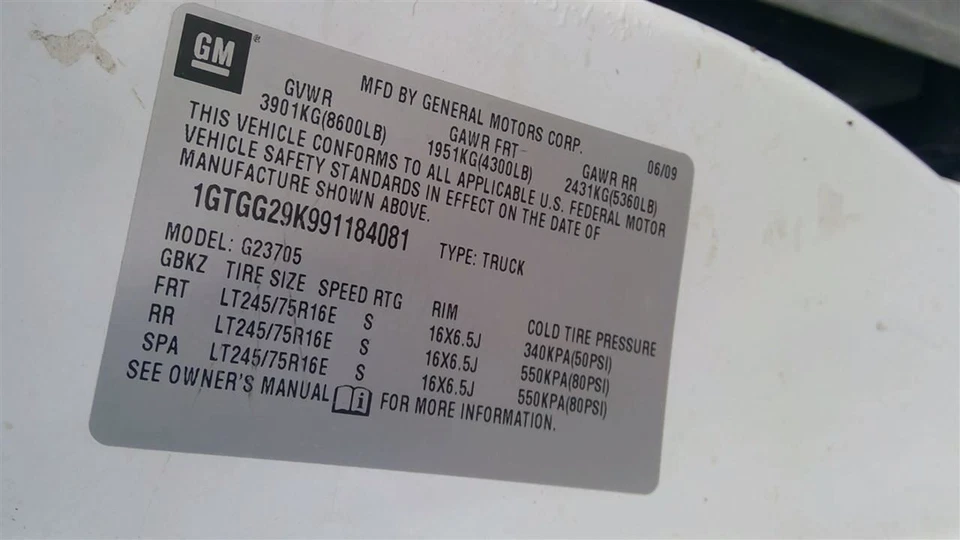 GMC Savana 2500 2009 Coolant Reservoir 25865663 7867 Foto 4 de 4