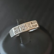Vintage Sterling Silver Princess Cut Inset CZ Ring Size 7 1/4