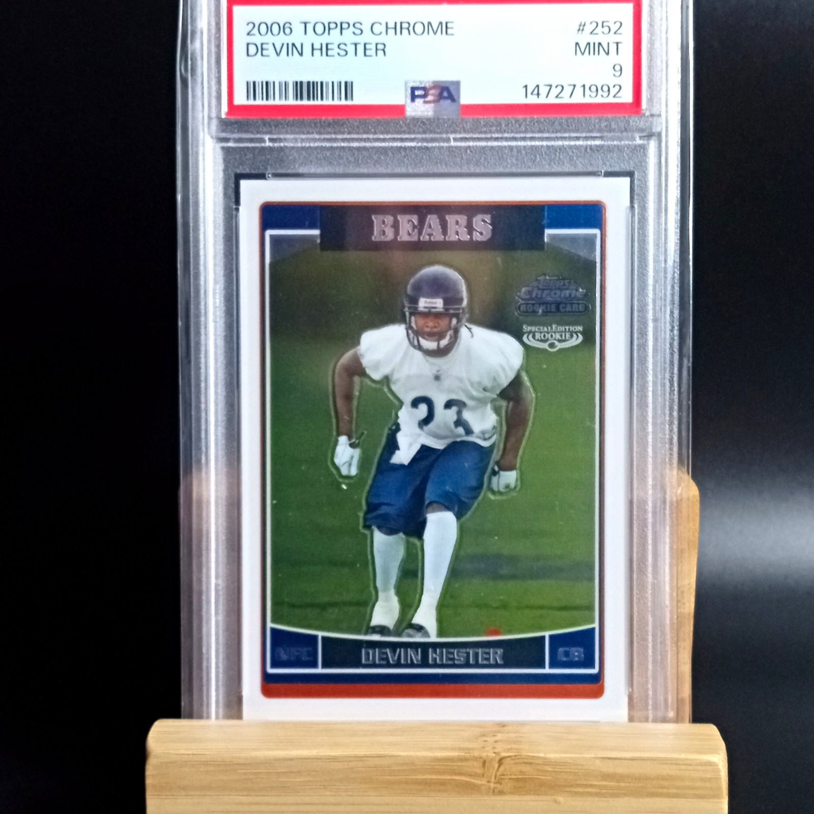 Topps 2006 Topps Chrome🏈 Devin Hester🔥 RC #252 Chicago Bears🐻 🔥 PSA 9