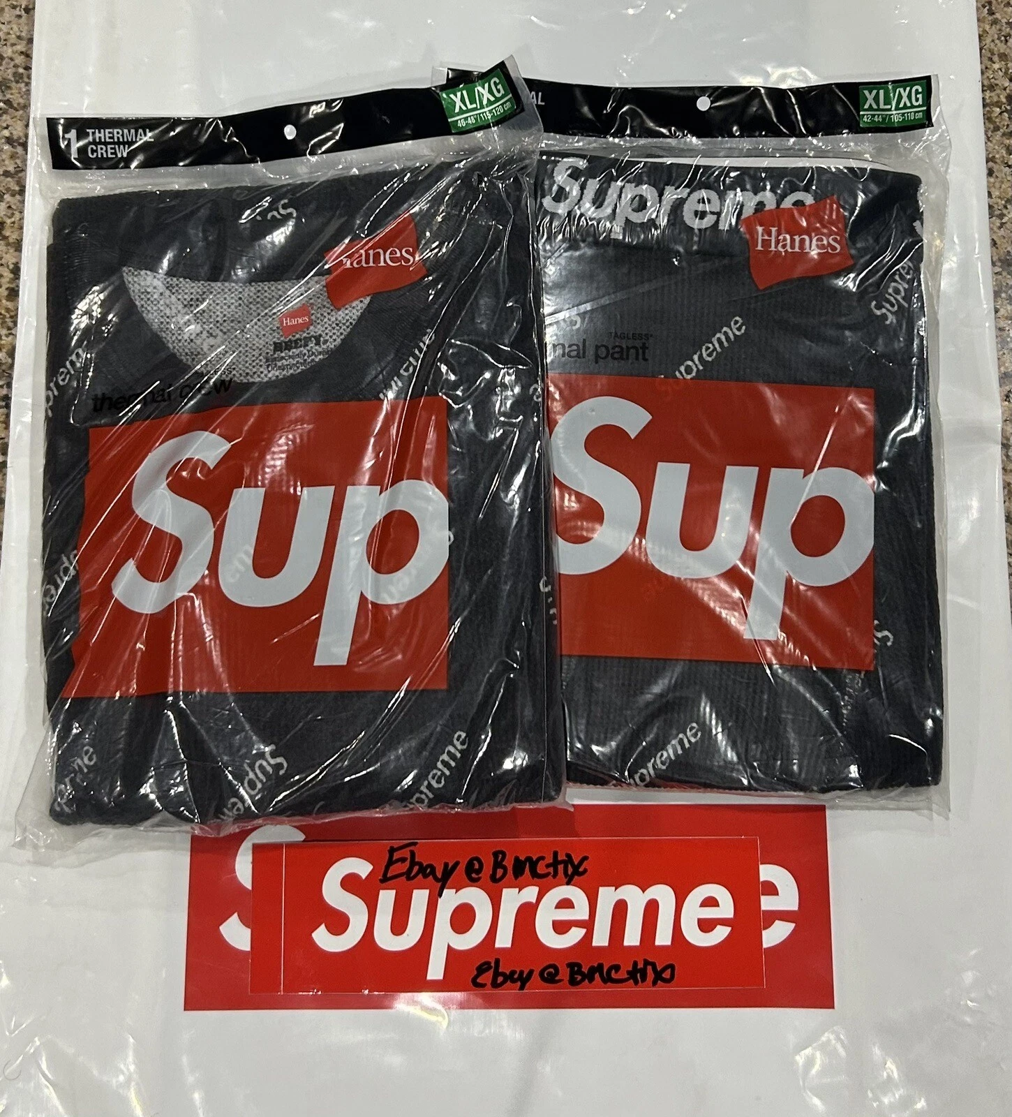 Ensemble thermique pantalon/équipage SUPREME x HANES taille GRAND noir (2 pièces) 100 % AUTHENTIQUE