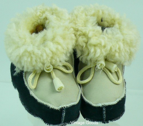 SHEEPSKIN SLIPPERS/BOOTS FOR BABY 100% GENUINE LEATHER UNISEX UK SIZE 5 - Picture 5 of 22