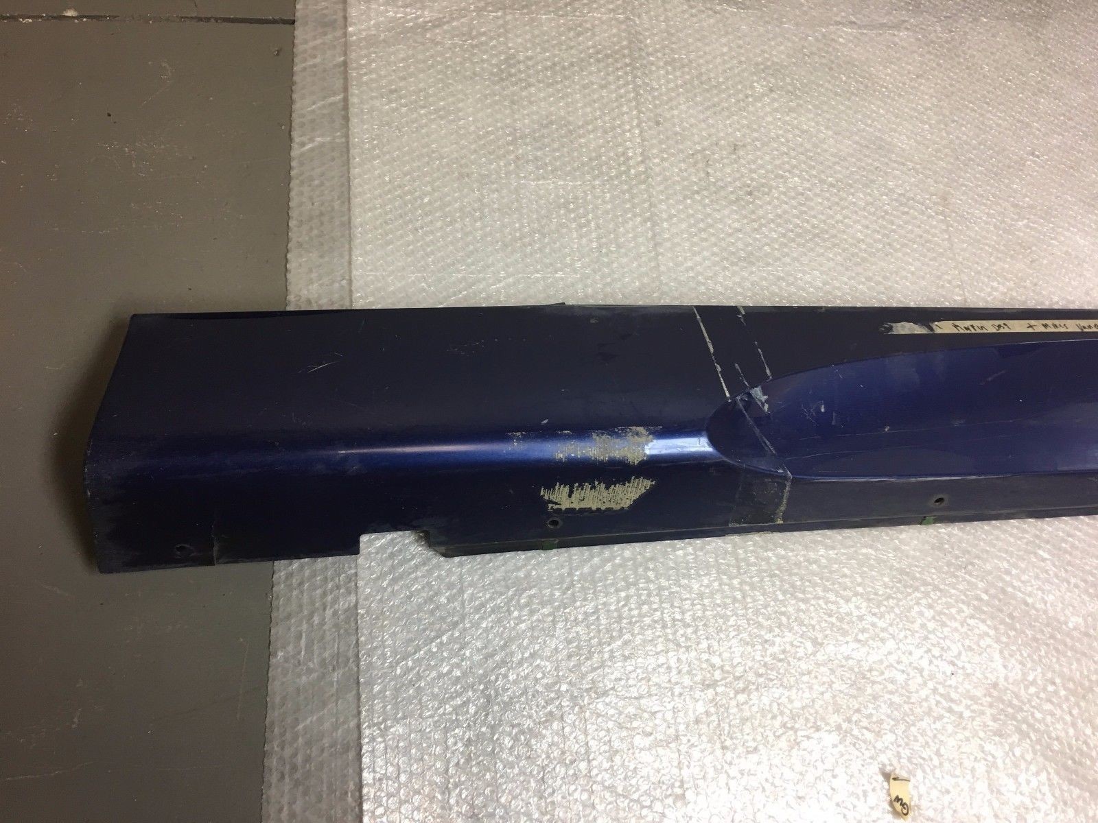 2012 ASTON MARTIN RIGHT SIDE ROCKER PANEL FACTORY OEM