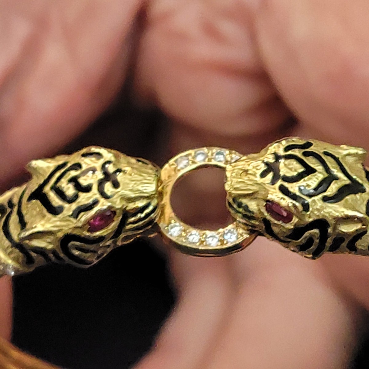 Tiger Heads Diamond & Ruby Enameled 18Kt Gold Hinged Bangle