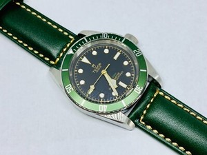 green leather watch strap