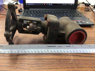 RP&C VALVE EF56D 1-1/2'' 800 CLASS 1975 W.P. GATE TYPE CR13 (VR1)