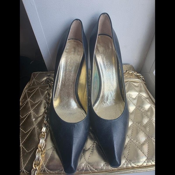 Women Escada Heels Black Leather 39