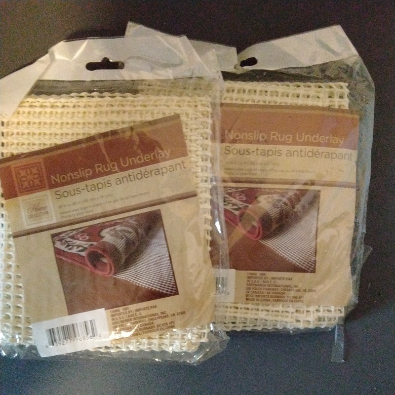 Non Slip Grip Rug Carpet Floor Pad Underlay 18 x 28 Inches Brand New 2 pack 