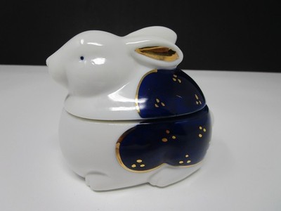 Vintage Otagiri Ceramic Blue Eyed Bunny Rabbit Trinket Box Blue White Gold