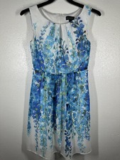 Connected Apparel Dress Womens 6 Blue Floral Sleeveless Fit & Flare Knee Length
