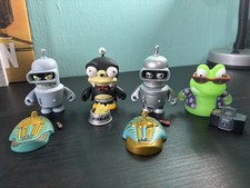 Kidrobot Futurama 4 Figure Bundle Slurm McKenzie GITD Bender Nibbler 