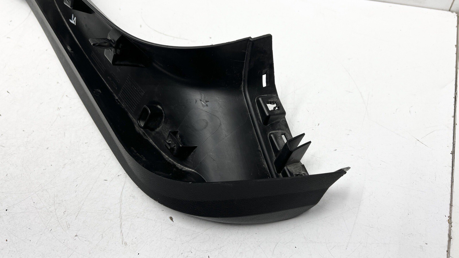 ⭐️2017-2020 MASERATI LEVANTE LIFTGATE BACK DOOR RIGHT SIDE TRIM COVER PANEL OEM