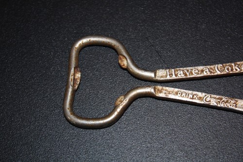 Vintage Coca Cola Bottle Opener - Picture 5 of 10