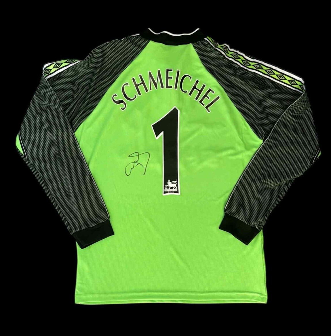 PETER SCHMEICHEL GENUINE SIGNED MANCHESTER UNITED 1999 TREBLE