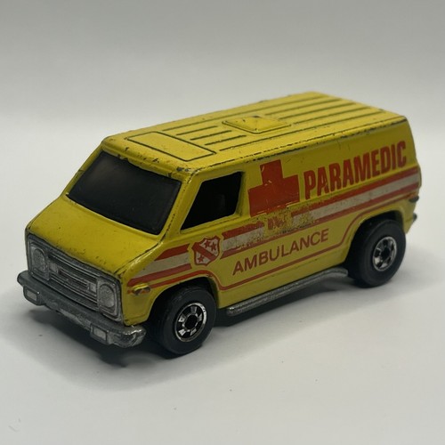 Hot Wheels #9529 Ambulance Emergency Squad – 1:64 – Blister France – Occasion