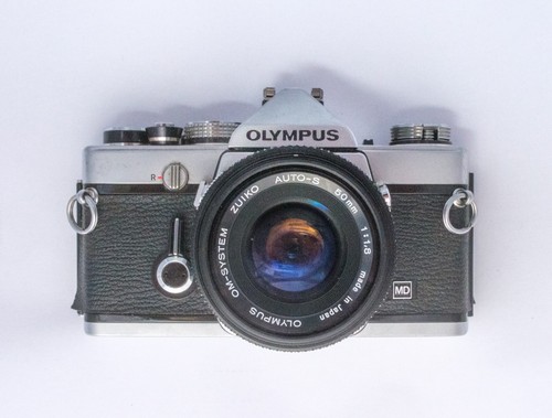 Olympus OM1 Film Camera With 50mm ZUIKO F1.8 Lens from UK free shipping