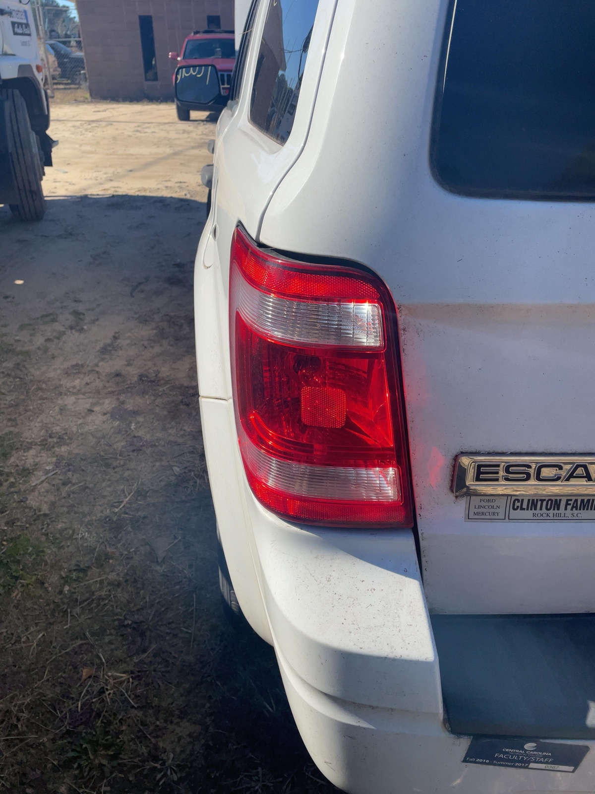 2008 2009 2010 2011 2012 Ford Escape Hatch Tailgate Oxford White paint