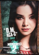 Cinema Banner: PITCH PERFECT 2 2015 (Emily) Hailee Steinfeld Rebel Wilson