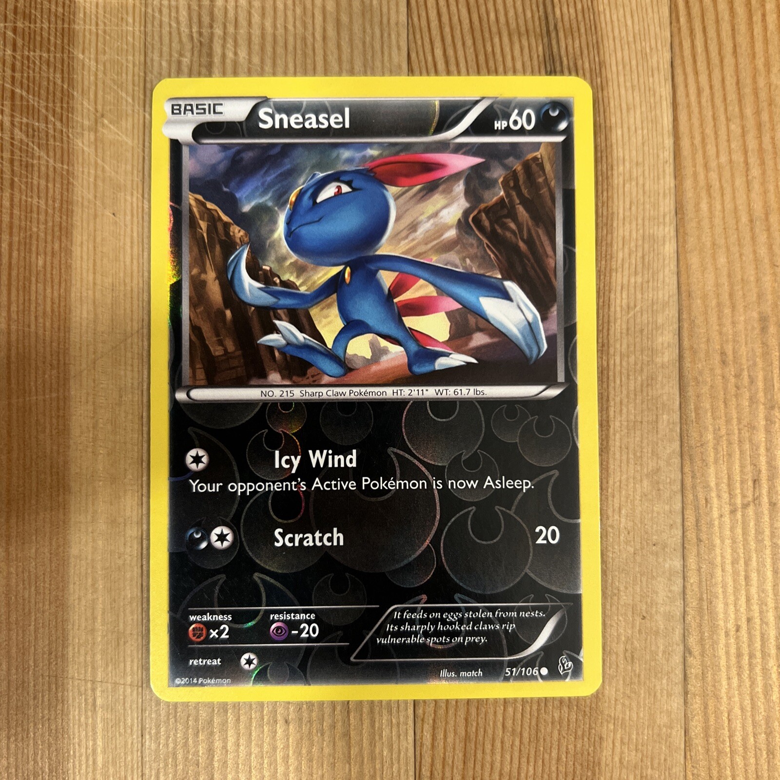 Sneasel (Flashfire 51/106) - Common (Reverse Foil) LP