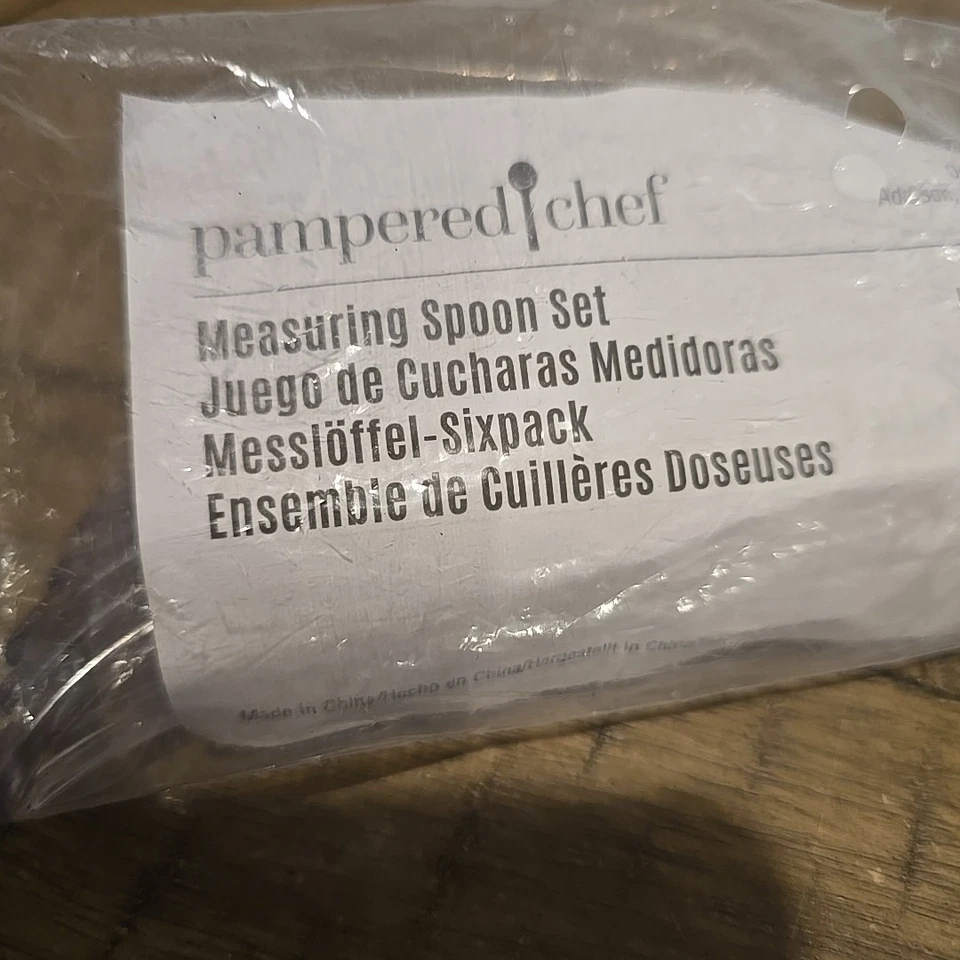 NEW Pampered Chef Acrylic Measuring Spoon Set of 6 #2308 Sealed - Image 3 of 4