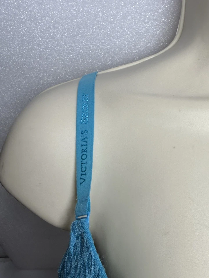 36D Teal Victoria Secret Push Up Bra Wear Everywhere Super Push-Up Cheetah Print - Image 3 of 4