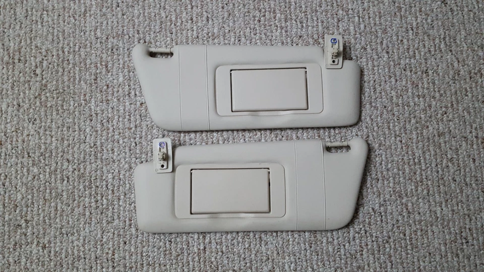 01-07 Mercedes C Class W203 C230 C240 C280 C32 Sunvisor Sun Visor Set Beige - Image 2 of 3