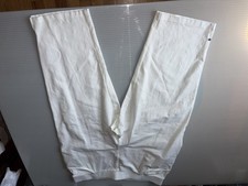 Women's weekends By Chico White Pull on Capris Size 2