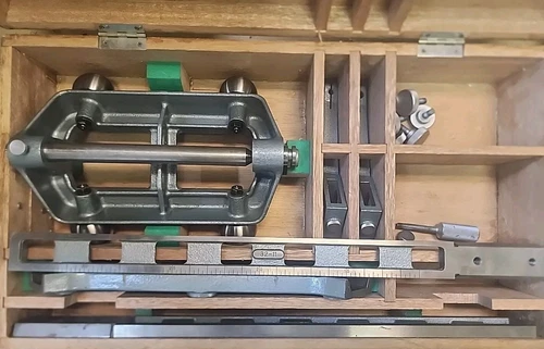 Mitutoyo Roll Caliper 310-113