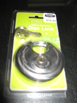 Extra Space Storage Locker Disc Lock  ES-670 2-3/4''- New In Sealed Package