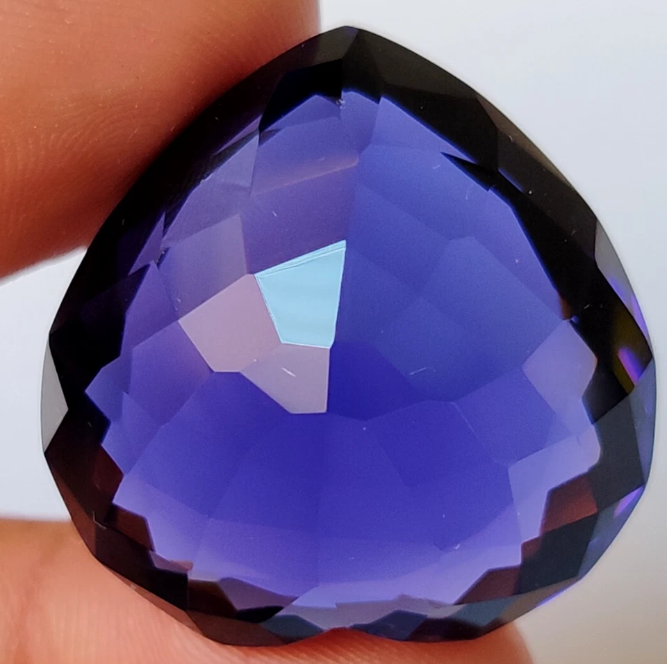 AAA+ 104 Ct. Large Purple Amethyst Heart Shape Loose Gemstone for Ring & Pendant - Image 4 of 4