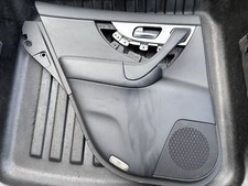Porte arrière et accessoires Infiniti QX70